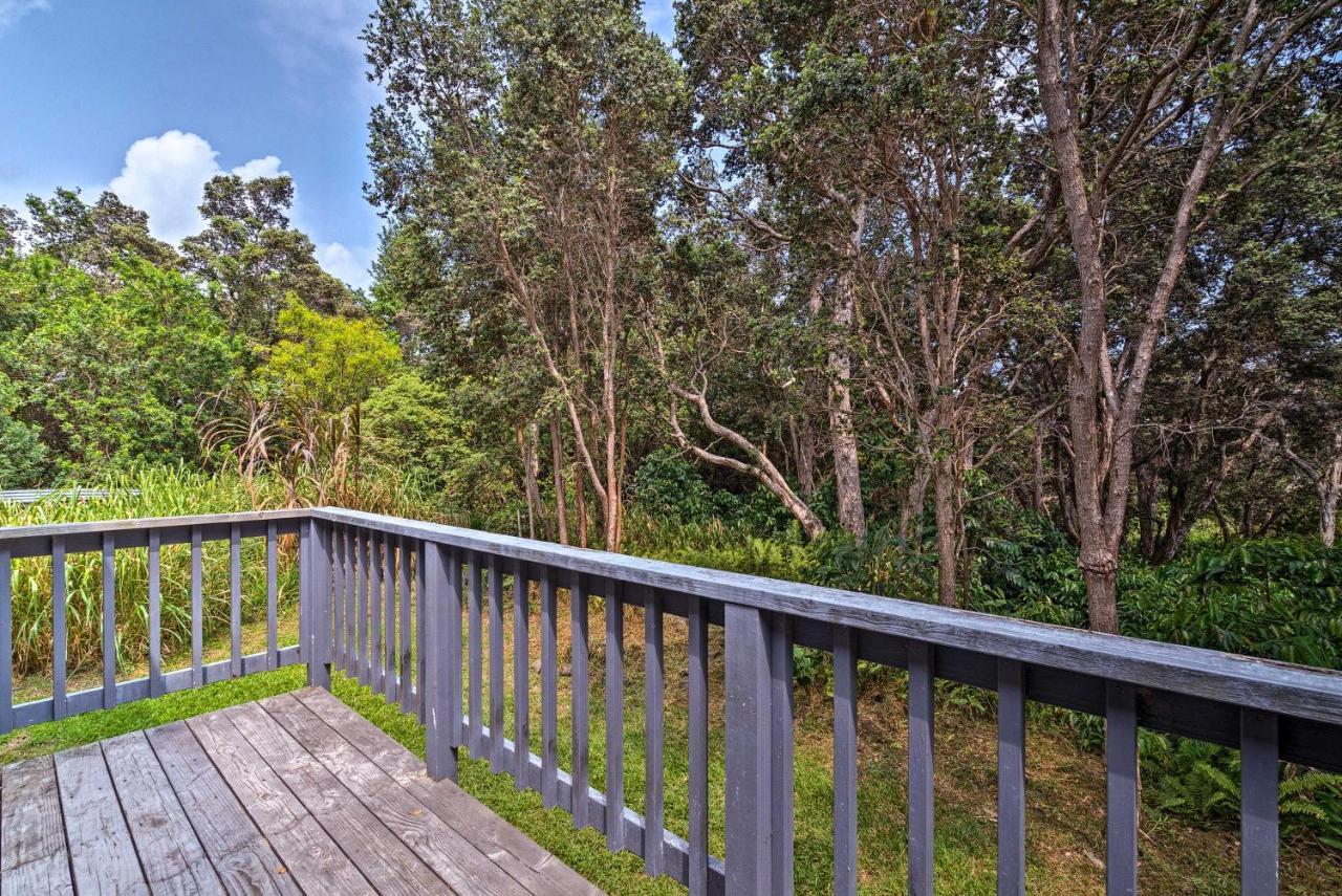 Peaceful Abode With Deck, 13 Mi To Black Sand Beach! Naalehu Exterior foto
